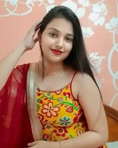 Call Girl in Alwarpet